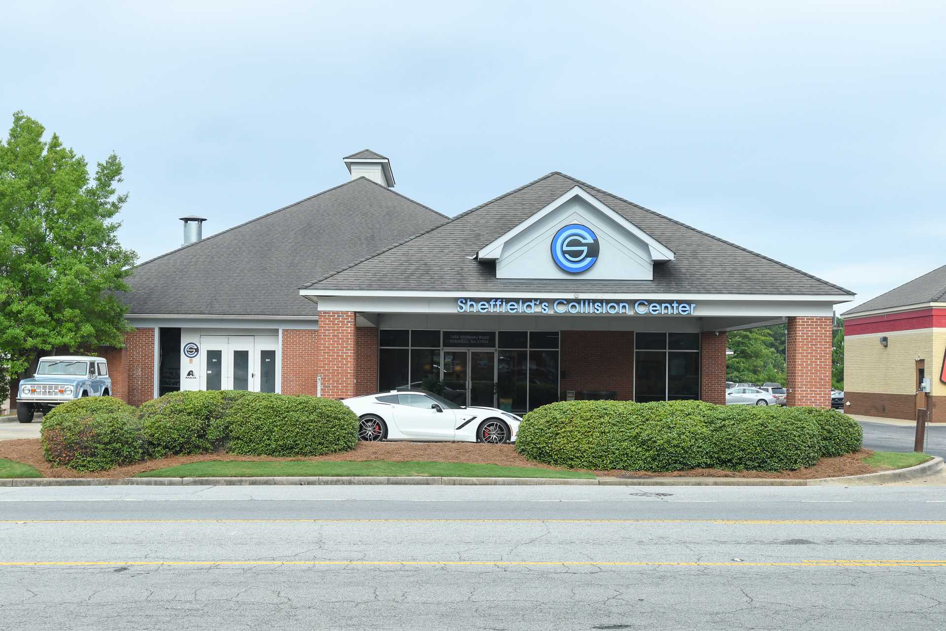 Professional auto body shop